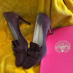 Plenty by Tracy Reese raspberry 8 1/2 heeled pump.Great condition!